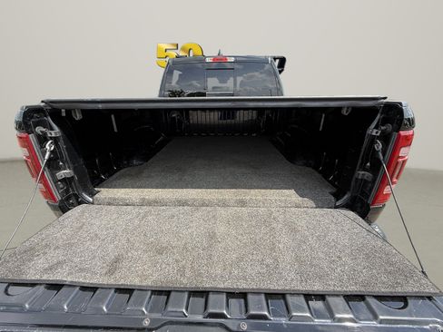 Used 2023 RAM 1500 Laramie AWD/4WD image 14