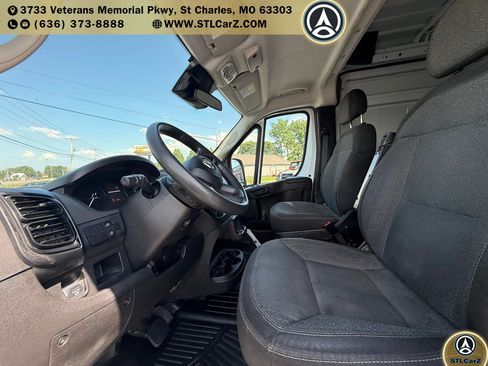Used 2023 RAM ProMaster 2500 FWD image 9
