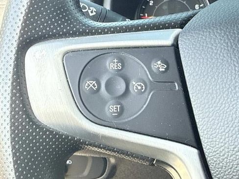 Used 2024 GMC Terrain SLE w/ Driver Convenience Package FWD image 25