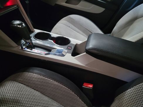 Used 2017 GMC Terrain SLE image 26