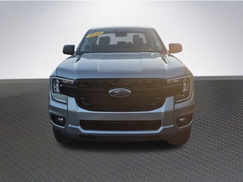 Used 2024 Ford Ranger XL image 3