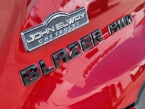 Used 2024 Chevrolet Blazer LT AWD/4WD image 11