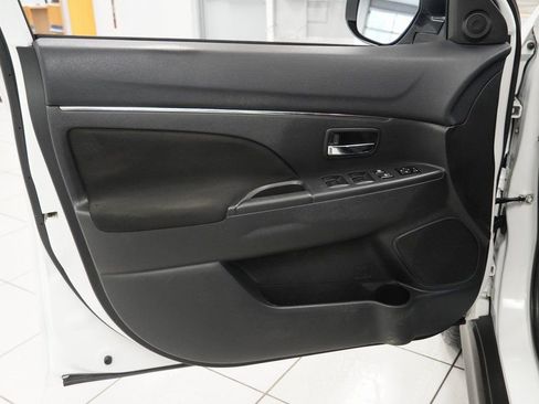 Used 2017 Mitsubishi Outlander Sport ES image 16