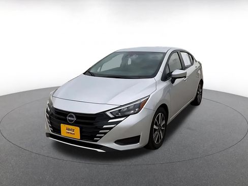 Used 2025 Nissan Versa SV FWD image 6