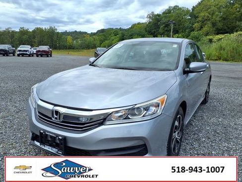 Used 2017 Honda Accord LX image 3