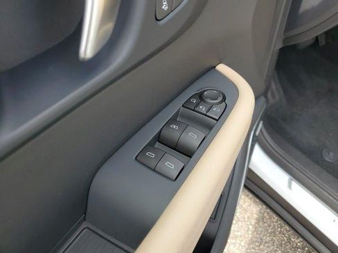 New 2026 Buick Enclave Preferred w/ Power Package AWD/4WD image 17