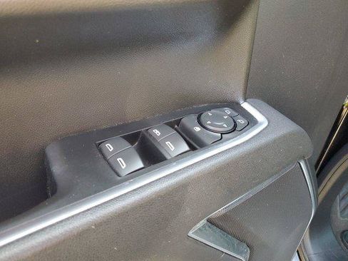 Used 2025 Chevrolet Silverado 1500 LT AWD/4WD image 12