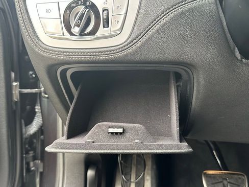 Used 2019 BMW 750i xDrive w/ Executive Package image 49