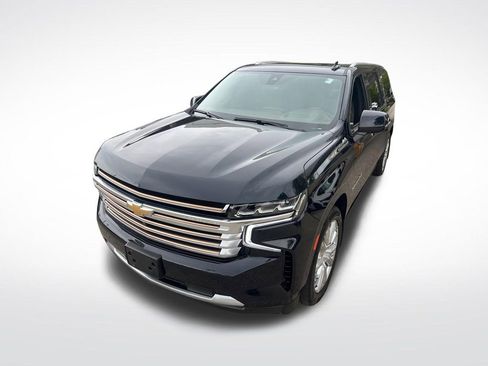Used 2021 Chevrolet Suburban High Country AWD/4WD image 38