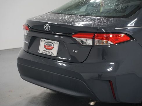 Certified 2023 Toyota Corolla LE image 9