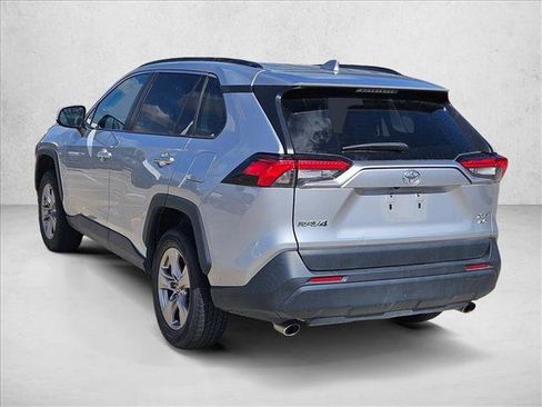 Used 2024 Toyota RAV4 XLE AWD/4WD image 7