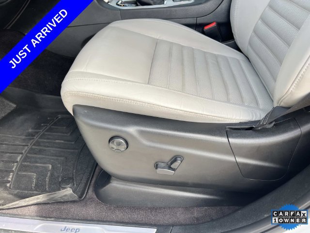 Used 2018 Jeep Grand Cherokee Limited AWD/4WD image 28
