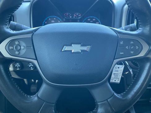 Used 2018 Chevrolet Colorado Z71 w/ Centennial Edition image 14