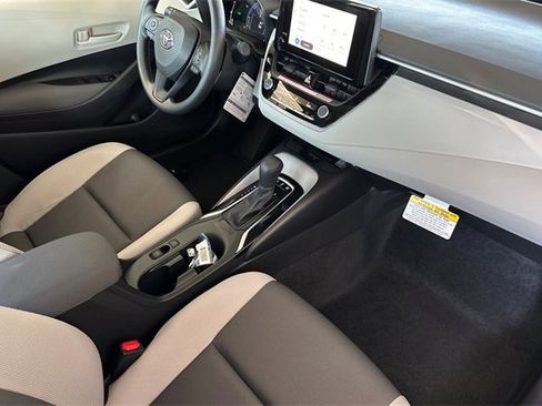 Used 2026 Toyota Corolla LE image 13