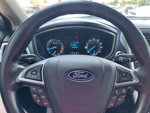 Used 2017 Ford Fusion S FWD image 12