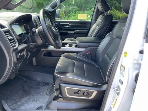 Used 2023 RAM 1500 Laramie AWD/4WD image 39