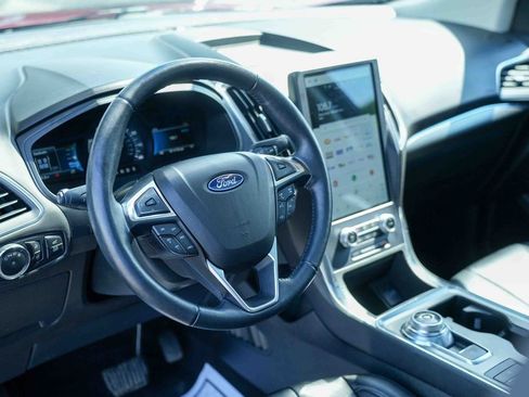 Used 2022 Ford Edge Titanium AWD/4WD image 26