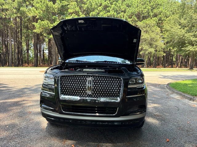 Certified 2023 Lincoln Navigator Reserve AWD/4WD image 20