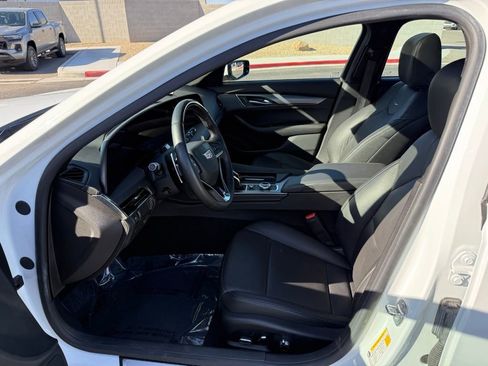 Used 2025 Cadillac CT5 Premium Luxury image 10