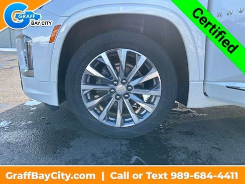 Certified 2023 Chevrolet Traverse Premier w/ LPO, Floor Liner Package image 28