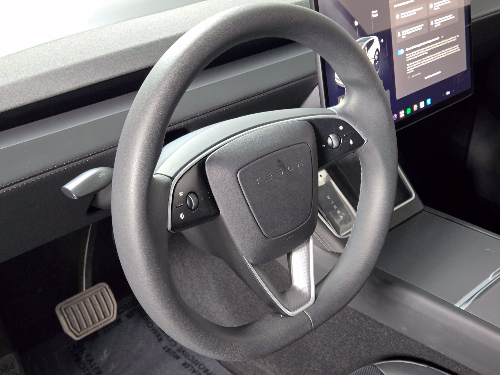 Used 2026 Tesla Model Y Long Range RWD image 24