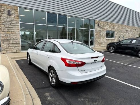 Used 2014 Ford Focus SE FWD image 5