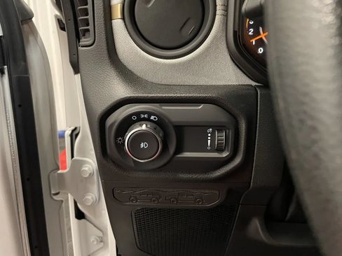 Used 2024 Jeep Wrangler Sport AWD/4WD image 27