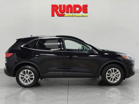 Used 2020 Ford Escape SE image 5