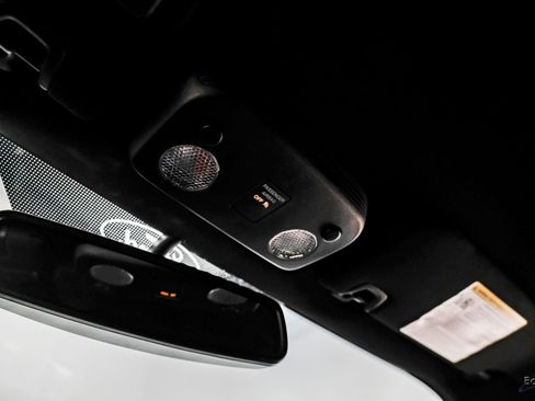 Used 2019 Ford Mustang Shelby GT350 w/ Technology Package image 39