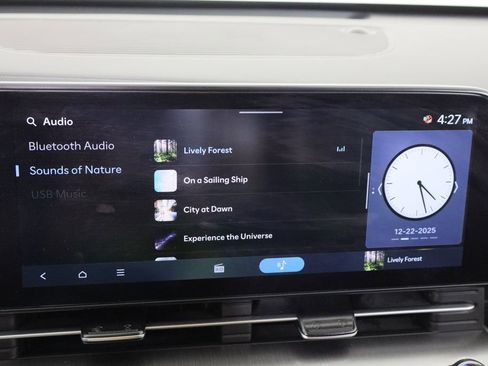 Used 2025 Hyundai Kona SEL image 33