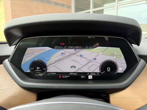 Used 2022 Audi e-tron GT Premium Plus image 22