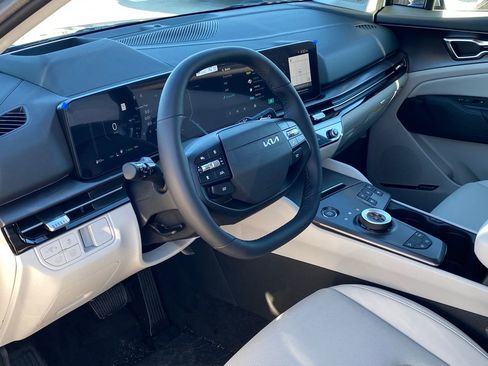 New 2026 Kia Sportage SX Prestige AWD/4WD image 11