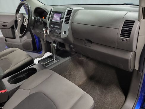 Used 2015 Nissan Xterra S AWD/4WD image 24