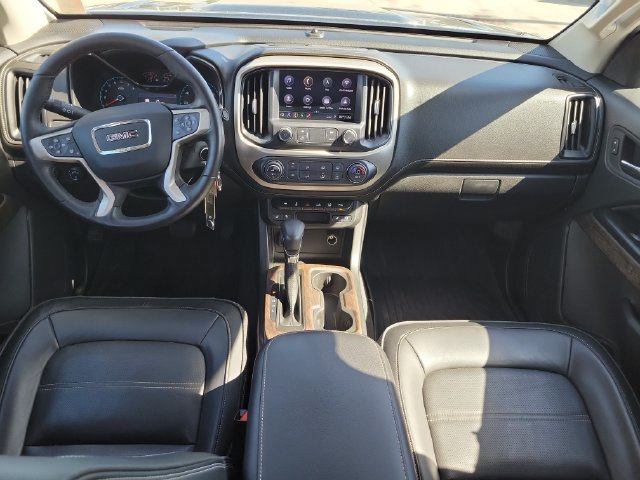 Used 2022 GMC Canyon Denali w/ Denali Black Edition Package AWD/4WD image 14