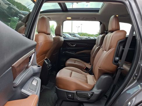 Used 2023 Subaru Ascent Touring AWD/4WD image 12