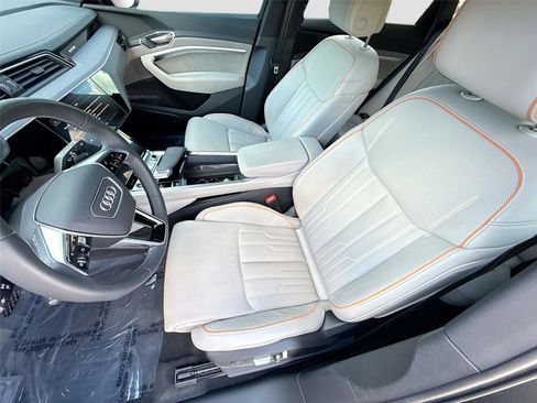 Certified 2024 Audi Q8 e-tron Prestige w/ Prestige Package image 22