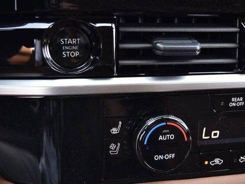 New 2025 Nissan Pathfinder Platinum w/ Cargo Package image 18