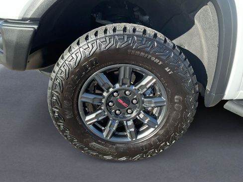 Used 2025 GMC Sierra 1500 AT4X AWD/4WD image 14