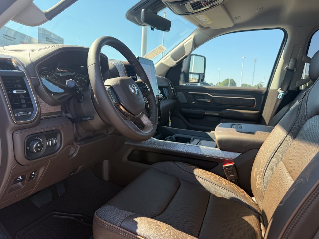 New 2027 RAM 1500 Limited AWD/4WD image 4