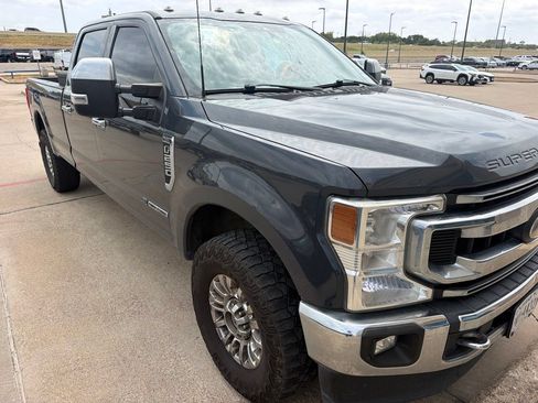 Used 2021 Ford F250 XLT w/ XLT Premium Package AWD/4WD image 6