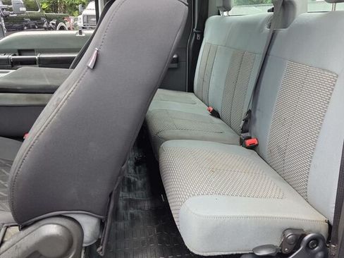 Used 2014 Ford F250 XL w/ Power Equipment Group RWD image 18