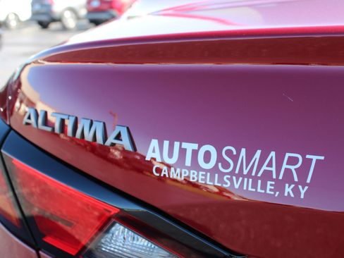 Used 2024 Nissan Altima 2.5 SV image 6