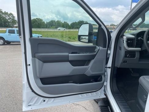 New 2026 Ford F250 XL w/ STX Appearance Package AWD/4WD image 25