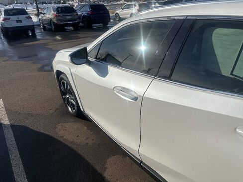 Certified 2025 Lexus UX 300h 300h Premium w/ Accessory Package (Z1) image 25