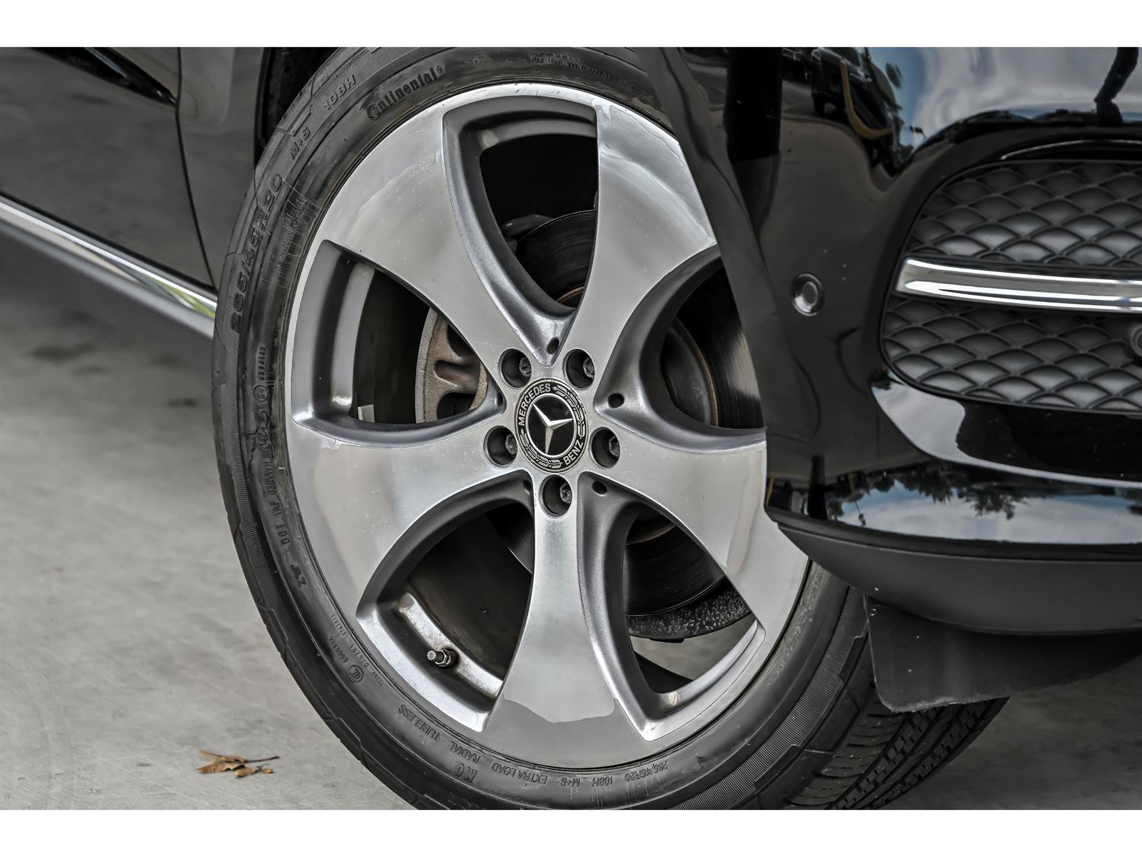 Used 2018 Mercedes-Benz GLE 350 4MATIC image 3