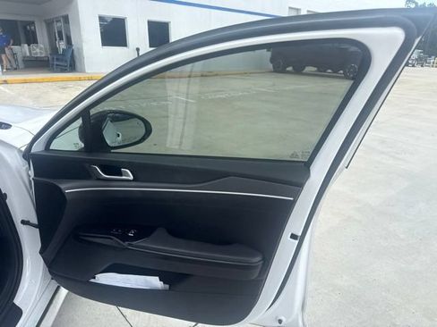 Used 2021 Kia K5 GT-Line AWD/4WD image 42