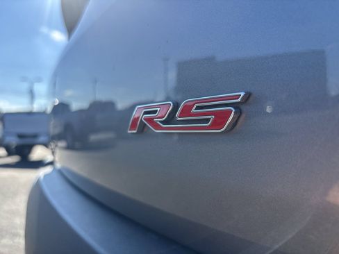 Used 2021 Chevrolet Traverse RS w/ LPO, Floor Liner Package FWD image 3