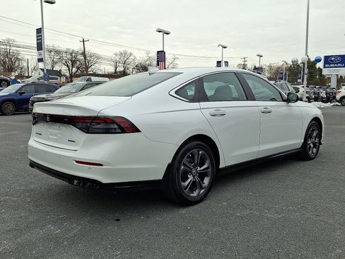 Used 2023 Honda Accord EX-L image 8