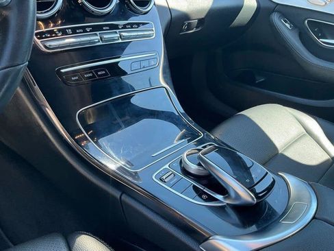Used 2020 Mercedes-Benz C 300 4MATIC Sedan image 18