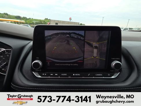 Used 2021 Nissan Rogue SV AWD/4WD image 22